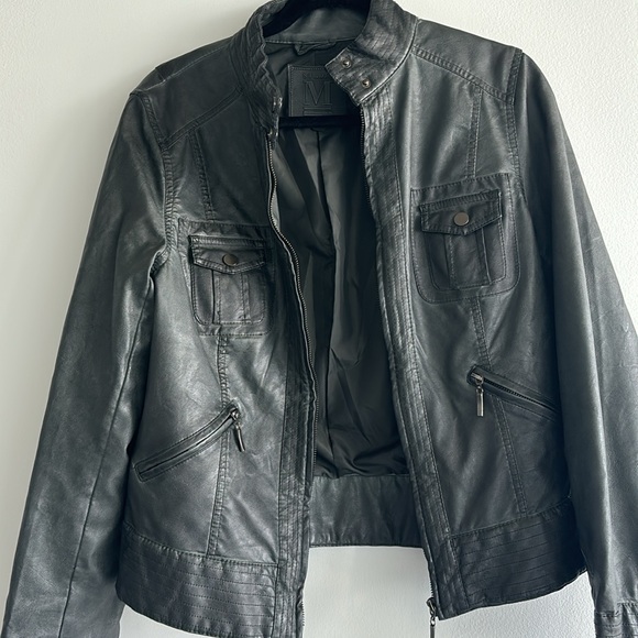 Studio M Classic Green Leather Jacket - Picture 8 of 12